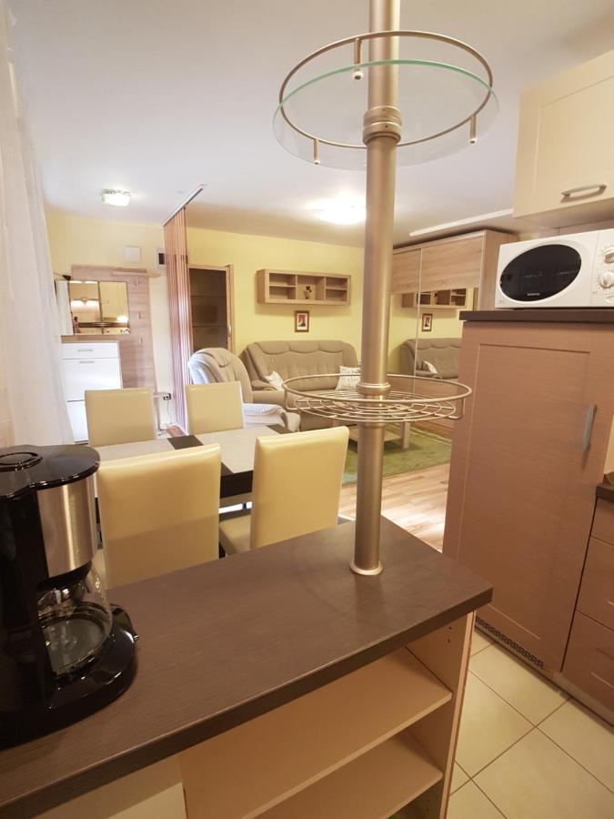 Dorci Apartman Keszthely Bagian luar foto