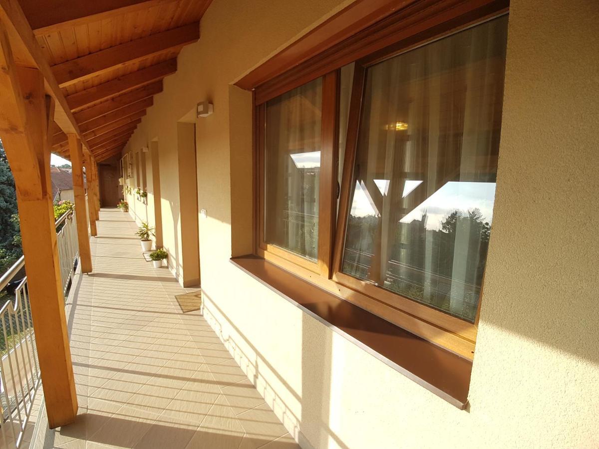 Dorci Apartman Keszthely Bagian luar foto